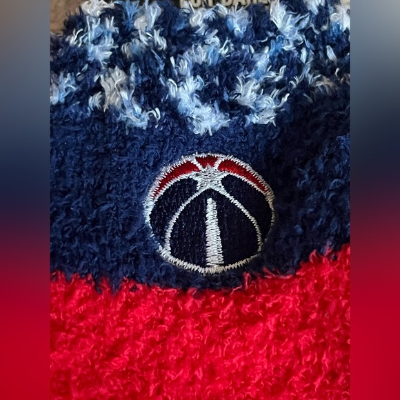 NWT ForBareFeet Washington Wizards Plush Sock Bundle of 2 🏀 - Picture 3 of 4